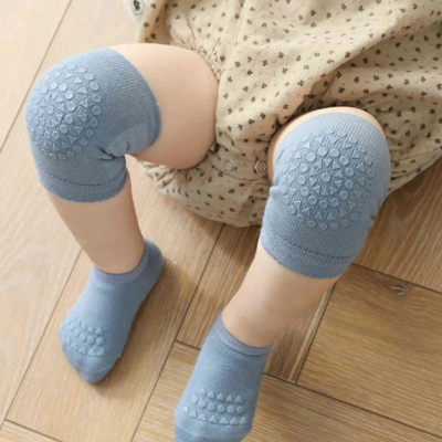 CHAUSSETTES ANTIDERAPENTES BEBE ET GENOUILLERE BEBE  | Walkbaby™